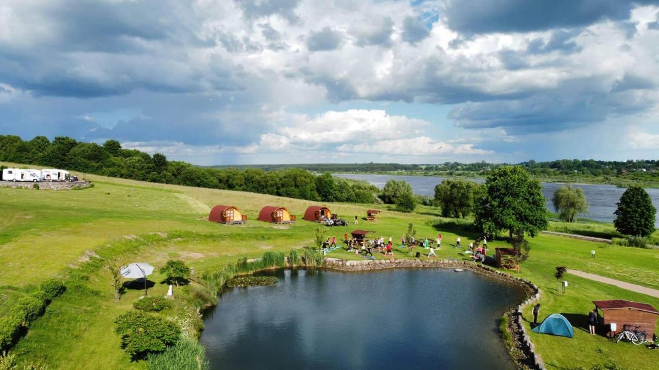 Camp Genys Hotell Jurbarkas Eksteriør bilde
